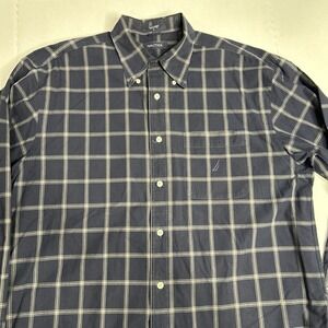Nautica Men's Large Long Sleeve Plaid Button Up  Item151‎